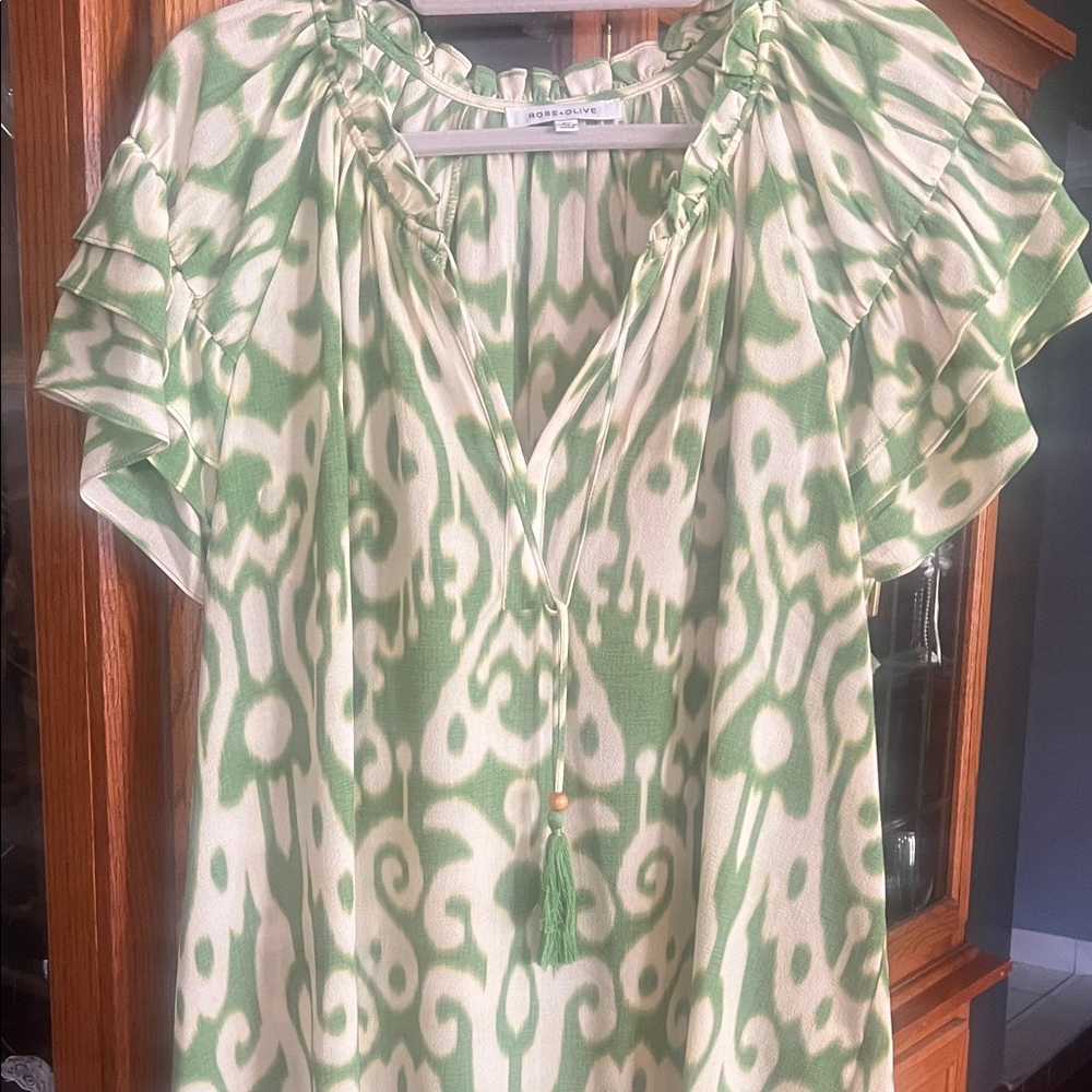 Rose & Olive Green and Cream Patterned Blouse
